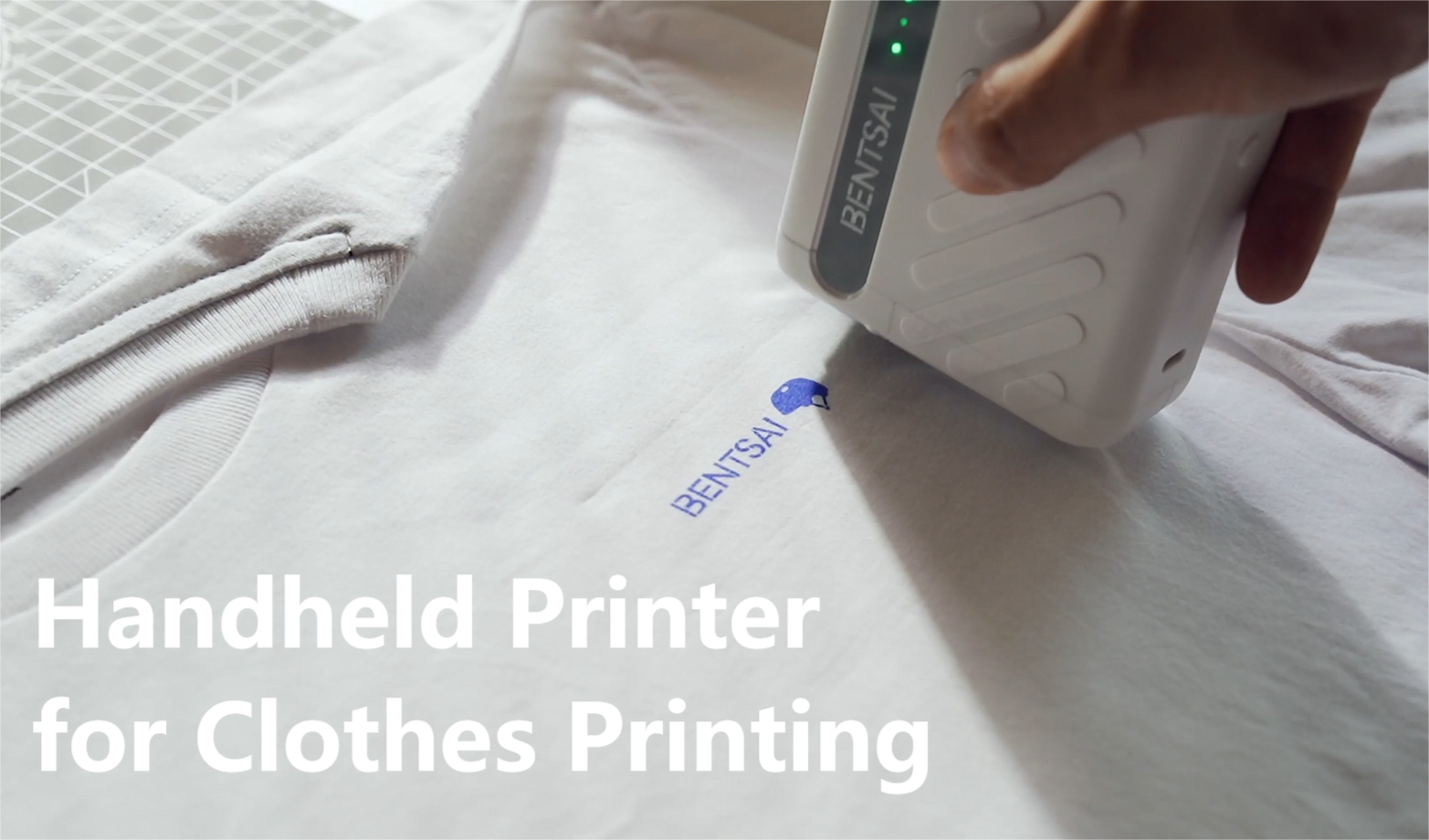 Handheld-Portable-Printer-for-Clothes